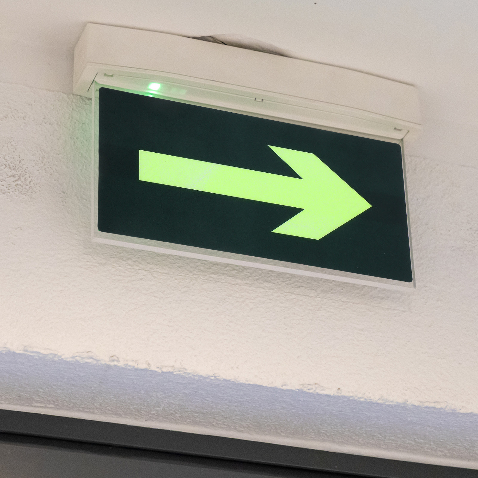 Emergency Exit Sign - 8Pcs Luminescent Waterproof Exit Directional Stickers